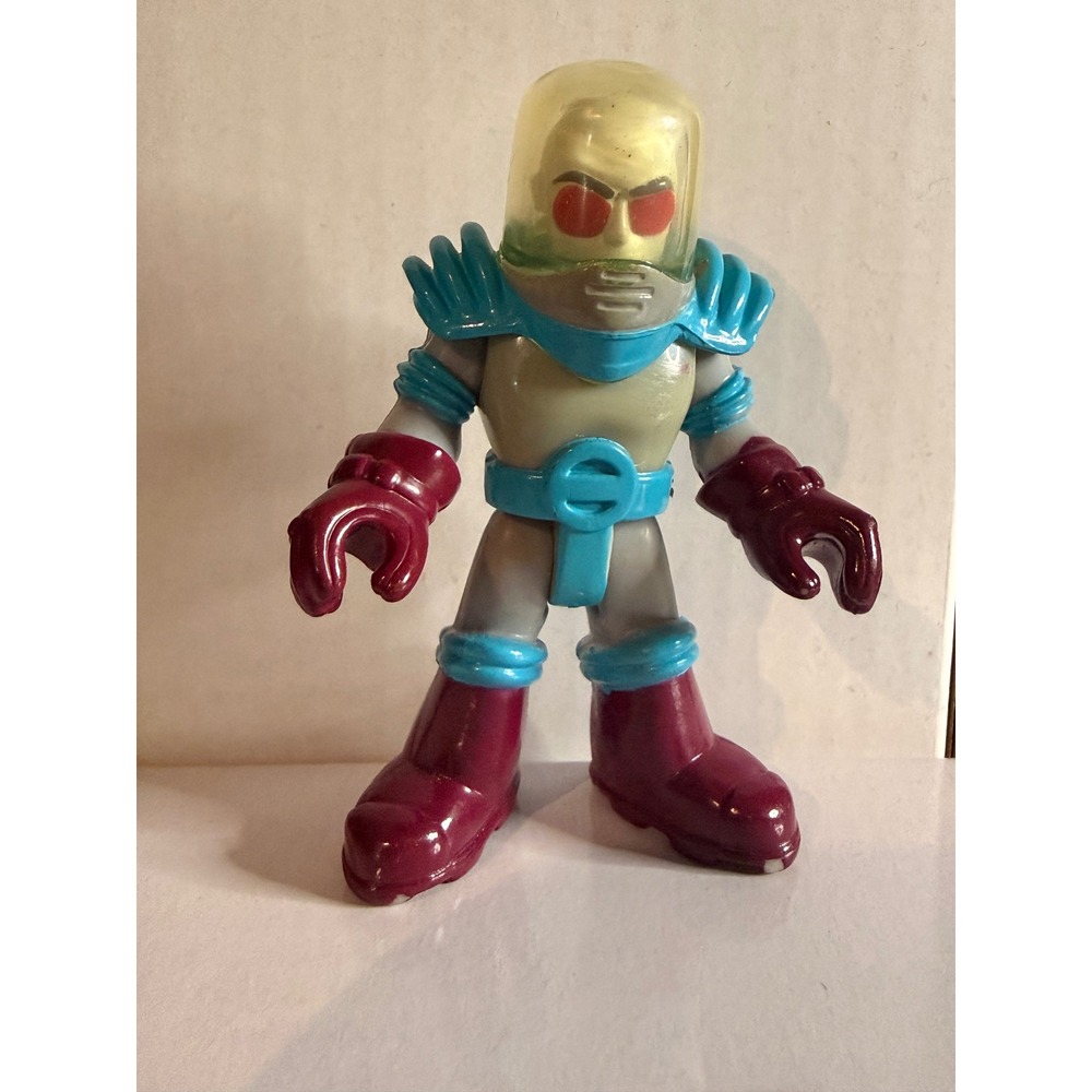 Fisher-Price Imaginext DC Super Friends Mr. Freeze Action Figure Batman Villain